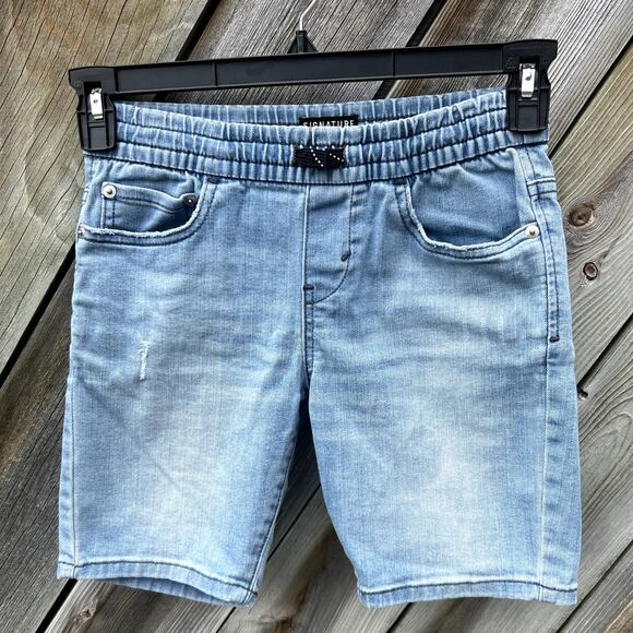 Signature Levi's Pull-On Boy Jean Shorts,  Sz Medium - Picture 1 of 6